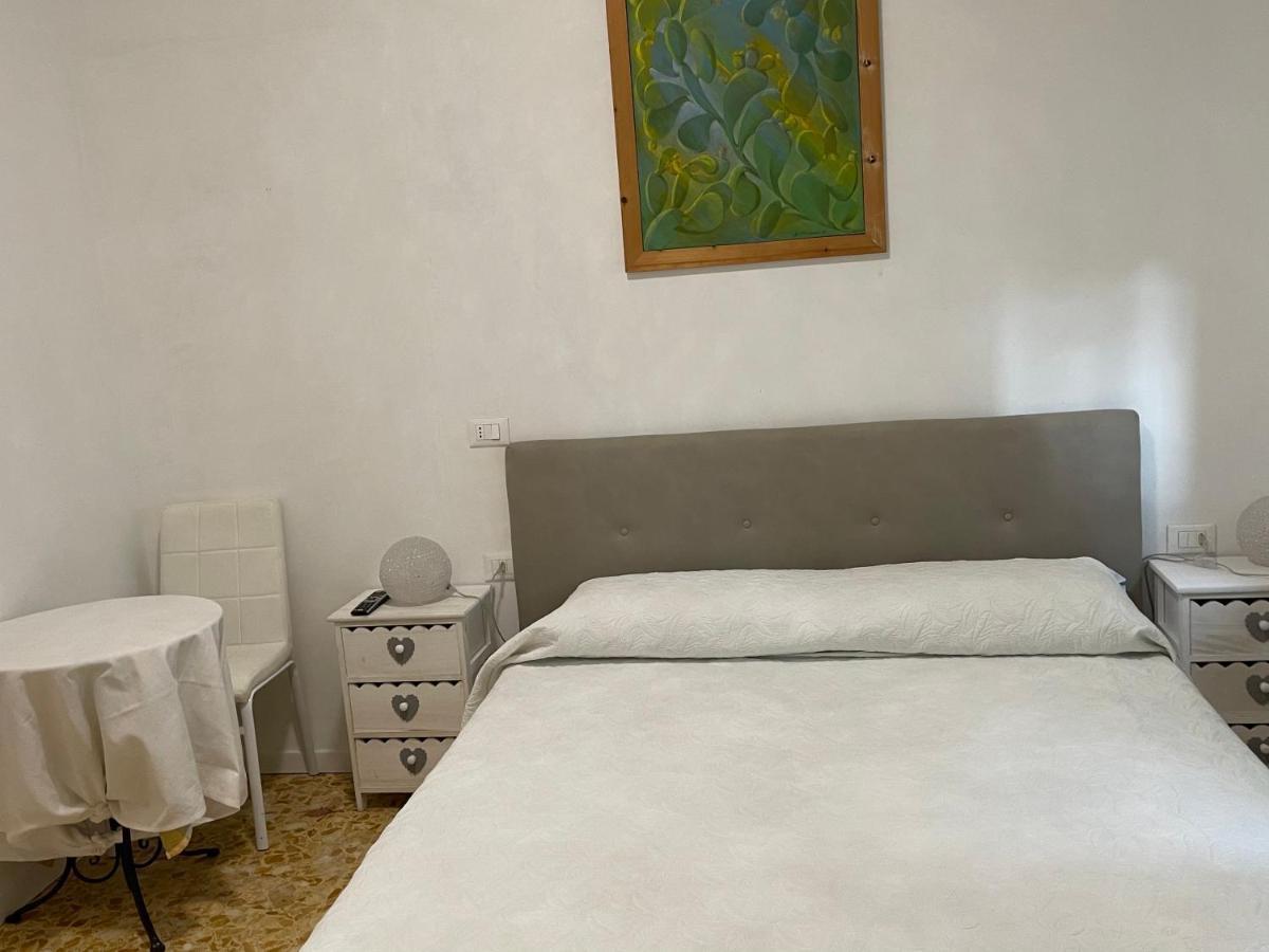 Joys House Bed and Breakfast Bergamo Buitenkant foto