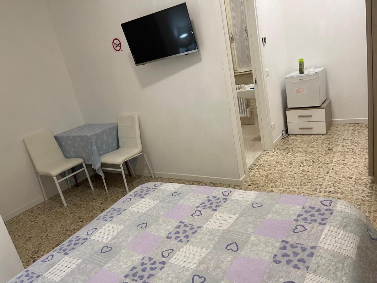 Joys House Bed and Breakfast Bergamo Buitenkant foto